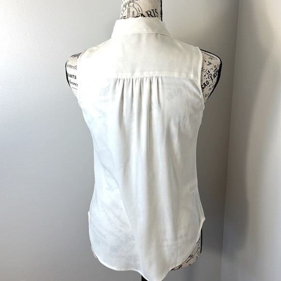 ANN TAYLOR PETITE XSP • IVORY SLEEVELESS BLOUSE • FAUX PEARLS and CRYSTALS - Picture 6 of 9